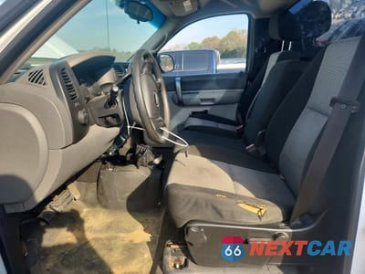 Zdjęcie 7 z 11 samochodu: 2009 CHEVROLET SILVERADO K1500 VIN:1GCEK14C59Z210760 - miniatura