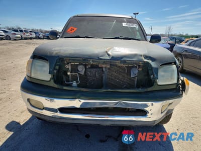 Piąte zdjęcie samochodu w środku: 2002 TOYOTA TUNDRA LIMITED VIN:5TBBT48142S256879 - miniatura