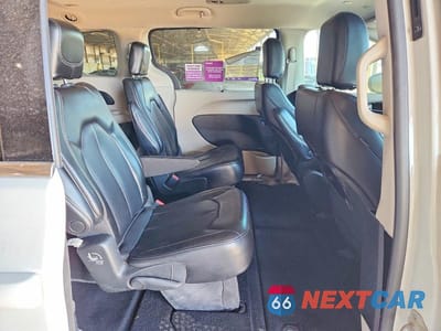 Zdjęcie 11 z 13 samochodu: 2023 CHRYSLER PACIFICA TOURING L VIN:2C4RC1BG1PR575318 - miniatura