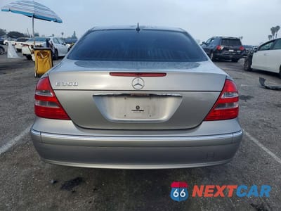 Zdjęcie 6 z 11 samochodu: 2006 MERCEDES-BENZ E 350 VIN:WDBUF56J76A792341 - miniatura
