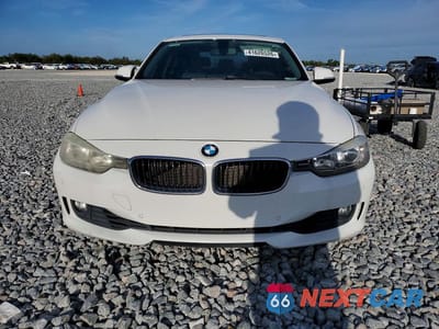 Piąte zdjęcie samochodu w środku: 2015 BMW 328 I VIN:WBA3A5C52FF609267 - miniatura