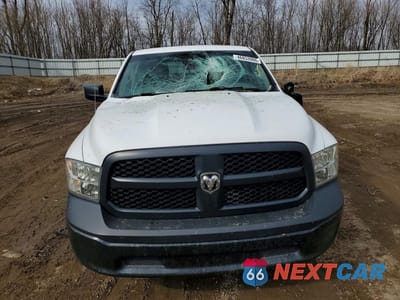 Piąte zdjęcie samochodu w środku: 2016 RAM 1500 ST VIN:1C6RR7ST7GS420518 - miniatura