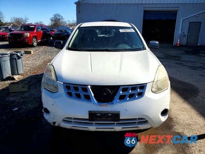 Piąte zdjęcie samochodu w środku: 2012 NISSAN ROGUE S VIN:JN8AS5MV5CW368682 - miniatura
