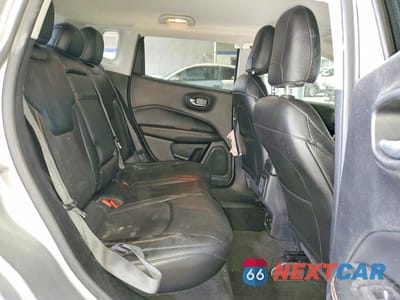 Zdjęcie 11 z 14 samochodu: 2018 JEEP COMPASS LATITUDE VIN:3C4NJDBB1JT418175 - miniatura