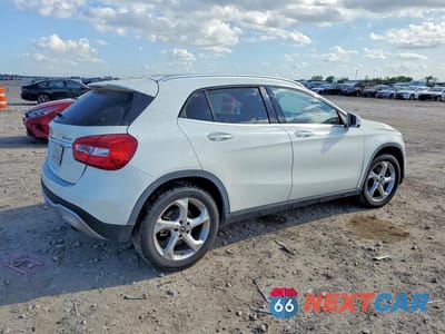 Trzecie zdjęcie samochodu z tyłu: 2018 MERCEDES-BENZ GLA 250 4MATIC VIN:WDCTG4GB2JJ409579 - miniatura