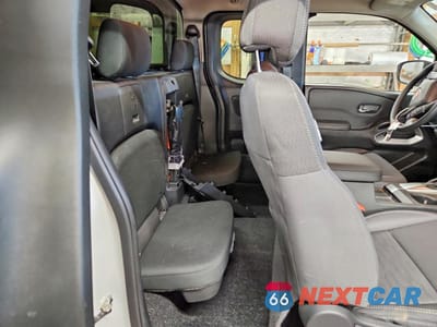 Zdjęcie 10 z 14 samochodu: 2022 NISSAN FRONTIER SV VIN:1N6ED1CM0NN650954 - miniatura