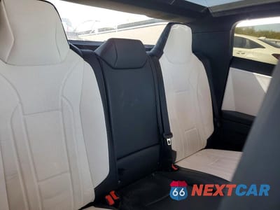 Zdjęcie 10 z 12 samochodu: 2024 TESLA CYBERTRUCK VIN:7G2CEHED0RA016281 - miniatura
