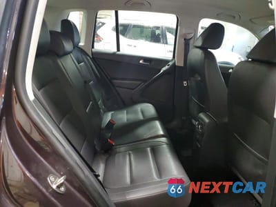 Zdjęcie 11 z 12 samochodu: 2016 VOLKSWAGEN TIGUAN LIMITED VIN:WVGAV7AX8GW513171 - miniatura