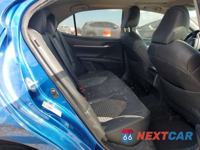 Zdjęcie 10 z 13 samochodu: 2018 TOYOTA CAMRY SE VIN:4T1B11HK1JU077046 - miniatura
