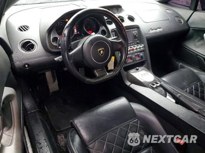 Zdjęcie 8 z 12 samochodu: 2010 LAMBORGHINI GALLARDO SPYDER VIN:ZHWGU6AU6ALA08962 - miniatura