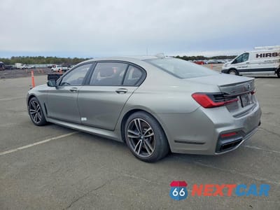 Drugie zdjęcie samochodu z przodu: 2022 BMW M760 XI VIN:WBA7U6C06NCH01245 - miniatura