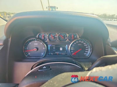 Zdjęcie 9 z 12 samochodu: 2017 GMC YUKON XL K1500 SLT VIN:1GKS2GKCXHR208756 - miniatura