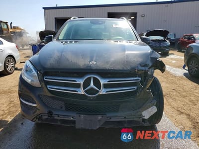 Piąte zdjęcie samochodu w środku: 2018 MERCEDES-BENZ GLE 350 4MATIC VIN:4JGDA5HB4JB124436 - miniatura