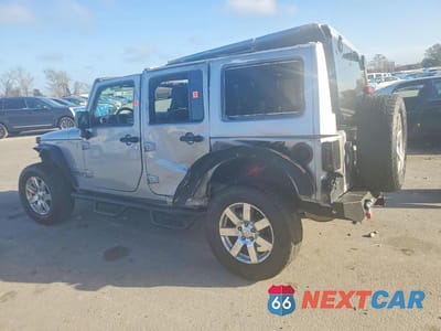 Drugie zdjęcie samochodu z przodu: 2013 JEEP WRANGLER UNLIMITED SAHARA VIN:1C4BJWEGXDL609924 - miniatura