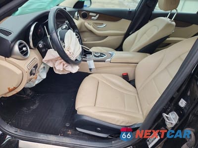 Zdjęcie 7 z 12 samochodu: 2020 MERCEDES-BENZ C 300 4MATIC VIN:WDDWF8EB5LR555050 - miniatura