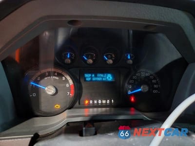 Zdjęcie 9 z 11 samochodu: 2013 FORD F350 SUPER DUTY UTILITY / SERVICE TRUCK VIN:1FDRF3G67DEA10059 - miniatura