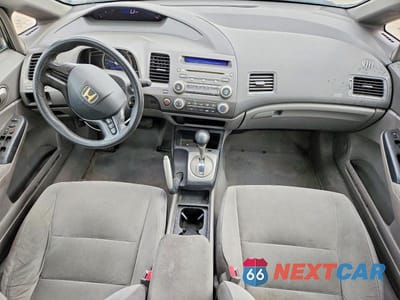 Zdjęcie 8 z 12 samochodu: 2008 HONDA CIVIC LX VIN:2HGFA16508H500748 - miniatura