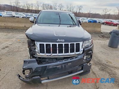 Piąte zdjęcie samochodu w środku: 2011 JEEP GRAND CHEROKEE LIMITED VIN:1J4RR5GT7BC552293 - miniatura
