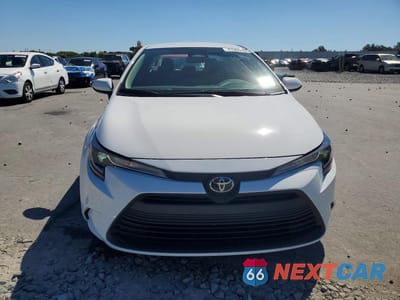Piąte zdjęcie samochodu w środku: 2025 TOYOTA COROLLA LE VIN:5YFB4MDE9SP322753 - miniatura