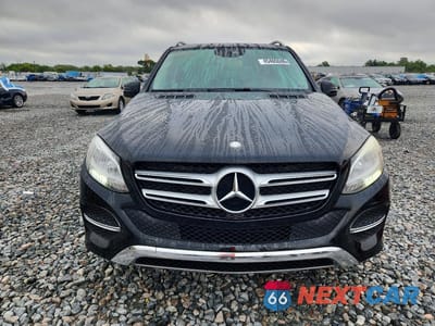 Piąte zdjęcie samochodu w środku: 2016 MERCEDES-BENZ GLE 350 VIN:4JGDA5JB9GA705309 - miniatura