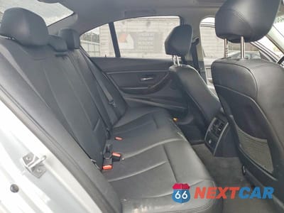 Zdjęcie 10 z 11 samochodu: 2016 BMW 320 XI VIN:WBA8E5G5XGNT41077 - miniatura