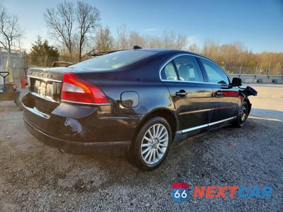 Trzecie zdjęcie samochodu z tyłu: 2012 VOLVO S80 3.2 VIN:YV1952AS9C1158351 - miniatura