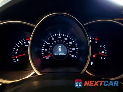 Zdjęcie 9 z 11 samochodu: 2014 KIA OPTIMA LX VIN:5XXGM4A73EG344207 - miniatura