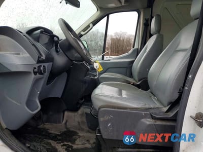 Zdjęcie 7 z 12 samochodu: 2018 FORD TRANSIT 150 UTILITY / SERVICE VAN VIN:1FTYE2CM4JKA85591 - miniatura