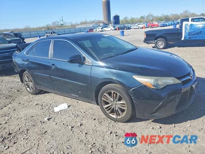 Czwarte zdjęcie samochodu z boku: 2017 TOYOTA CAMRY SE VIN:4T1BF1FK8HU268946 - miniatura