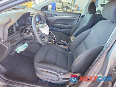 Zdjęcie 7 z 11 samochodu: 2019 HYUNDAI ELANTRA SE VIN:KMHD74LFXKU811378 - miniatura