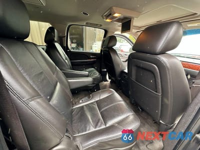 Zdjęcie 6 z 13 samochodu: 2013 CHEVROLET SUBURBAN K1500 LT VIN:1GNSKJE78DR138778 - miniatura