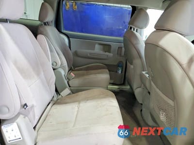 Zdjęcie 11 z 12 samochodu: 2015 KIA SEDONA LX VIN:KNDMB5C19F6030858 - miniatura