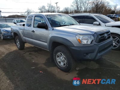 Czwarte zdjęcie samochodu z boku: 2015 TOYOTA TACOMA BASE VIN:5TFUX4EN6FX037403 - miniatura