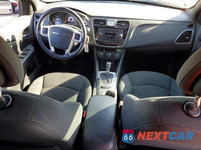 Zdjęcie 8 z 12 samochodu: 2012 CHRYSLER 200 TOURING VIN:1C3CCBBB4CN117753 - miniatura