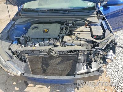 Zdjęcie 11 z 13 samochodu: 2020 HYUNDAI ELANTRA SEL VIN:5NPD84LFXLH572668 - miniatura