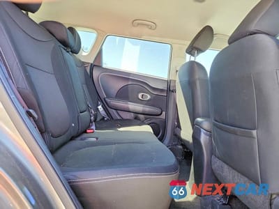 Zdjęcie 10 z 12 samochodu: 2014 KIA SOUL BASE VIN:KNDJN2A2XE7077104 - miniatura