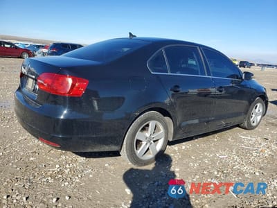 Trzecie zdjęcie samochodu z tyłu: 2014 VOLKSWAGEN JETTA TDI VIN:3VW3L7AJ0EM395142 - miniatura