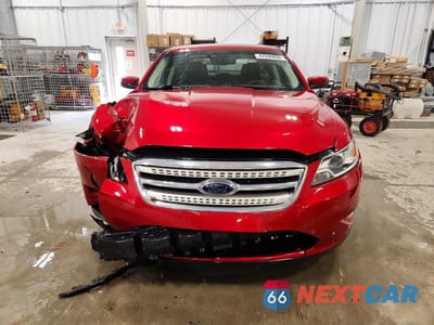 Piąte zdjęcie samochodu w środku: 2010 FORD TAURUS SHO VIN:1FAHP2KT3AG119869 - miniatura