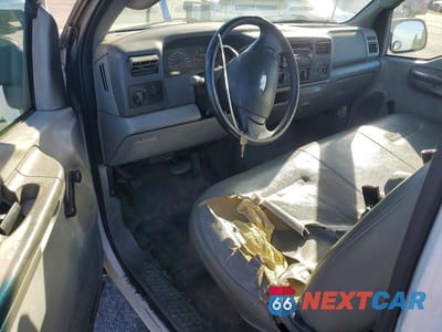 Zdjęcie 8 z 13 samochodu: 2003 FORD F250 SUPER DUTY VIN:3FTNF20L13MB32499 - miniatura