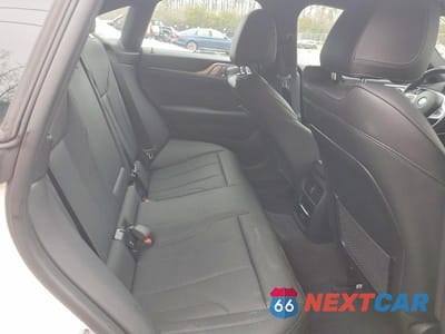 Zdjęcie 10 z 12 samochodu: 2024 BMW I4 M50 VIN:WBY33AW05RFR86460 - miniatura