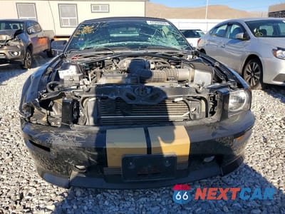Piąte zdjęcie samochodu w środku: 2007 FORD MUSTANG VIN:1ZVHT85H975323500 - miniatura