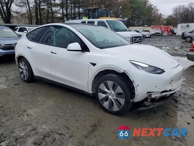 Czwarte zdjęcie samochodu z boku: 2021 TESLA MODEL Y VIN:5YJYGDEE0MF077517 - miniatura