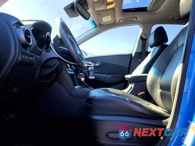 Zdjęcie 7 z 12 samochodu: 2020 HYUNDAI KONA ULTIMATE VIN:KM8K5CA51LU543307 - miniatura