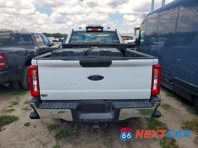 Zdjęcie 6 z 12 samochodu: 2025 FORD F350 SUPER DUTY VIN:1FT8X3BA6SED23366 - miniatura