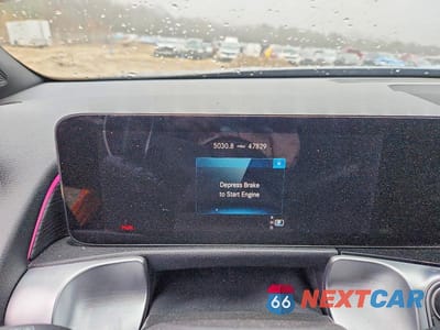 Zdjęcie 9 z 13 samochodu: 2023 MERCEDES-BENZ GLB 250 4MATIC VIN:W1N4M4HB1PW335321 - miniatura