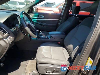 Zdjęcie 7 z 12 samochodu: 2017 FORD EXPLORER XLT VIN:1FM5K8D81HGB29278 - miniatura