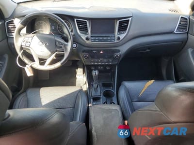 Zdjęcie 8 z 12 samochodu: 2016 HYUNDAI TUCSON LIMITED VIN:KM8J33A22GU147416 - miniatura