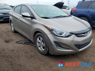 Czwarte zdjęcie samochodu z boku: 2015 HYUNDAI ELANTRA SE VIN:5NPDH4AE4FH568839 - miniatura