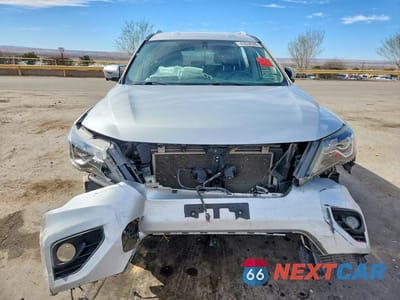 Piąte zdjęcie samochodu w środku: 2019 NISSAN PATHFINDER SL VIN:5N1DR2MN9KC623073 - miniatura