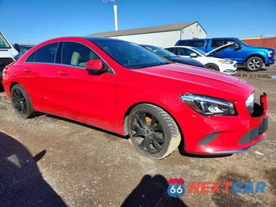 Czwarte zdjęcie samochodu z boku: 2019 MERCEDES-BENZ CLA 250 4MATIC VIN:WDDSJ4GB3KN706038 - miniatura